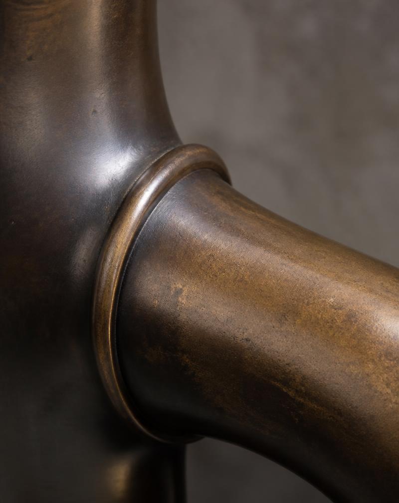Assemblage en bronze patiné façonné à la main